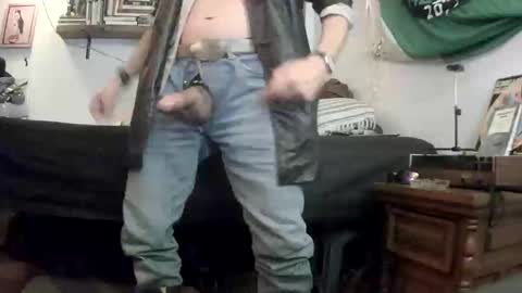 Mexican livin Off the Wall online show from 09.17.25