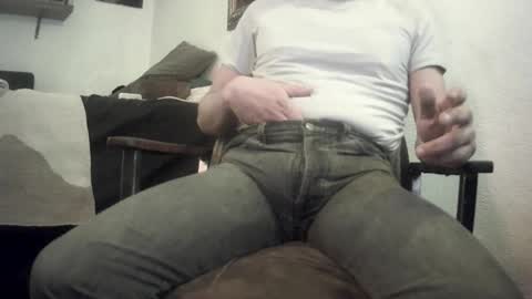 Snapshot of badhombremx chatting on 02.02.26 Mexican livin Off the Wall online show from 02.02.26