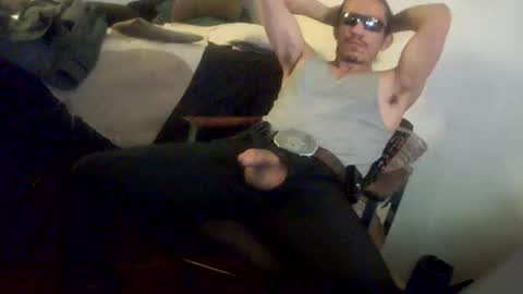 Snapshot of badhombremx chatting on 02.08.26 Mexican livin Off the Wall online show from 02.08.26