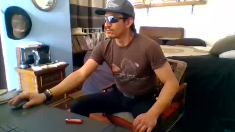 Snapshot of badhombremx chatting on 02.08.26 Mexican livin Off the Wall online show from 02.08.26