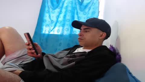 Juan Help us reach 100 likes online show from 12.04.24