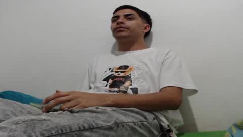 Juan Help us reach 100 likes online show from 01.08.25