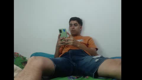 Juan Help us reach 100 likes online show from 01.10.25