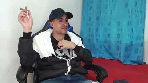 Juan Help us reach 100 likes online show from 03.06.25