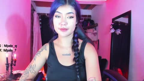        Please help me to reach 100 thumbs up online show from 12.12.24