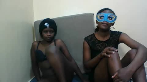 bads_girles online show from 01.11.26