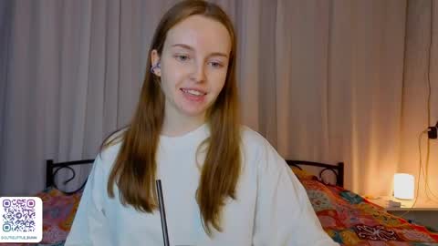 Snapshot of bae_cake_ chatting on 05.30.26 Alice online show from 05.30.26