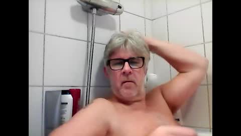 baggelina75 online show from 02.13.25