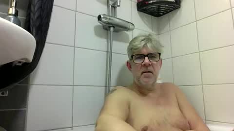 baggelina75 online show from 01.18.26