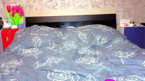 Snapshot of baiambel_mi chatting on 03.28.26 holly online show from 03.28.26