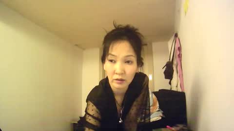 Snapshot of bailliy chatting on 02.19.25 bailliy online show from 02.19.25