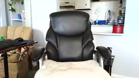 Anthony online show from 10.10.25