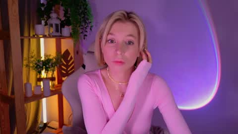 Snapshot of balerinacappuccino_ chatting on 05.24.26 Elly online show from 05.24.26