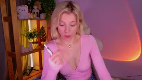 Snapshot of balerinacappuccino_ chatting on 05.31.26 Elly online show from 05.31.26