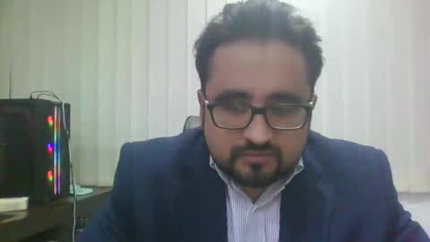 Ballbusting Slave online show from 12.18.24