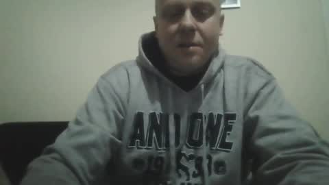 Snapshot of ballzrockwell chatting on 03.24.26 ballzrockwell online show from 03.24.26