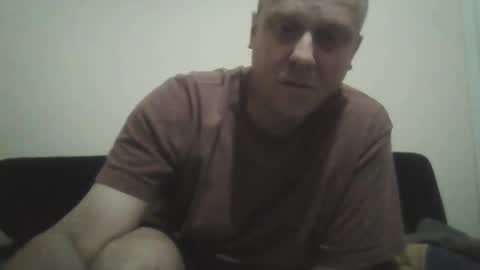 Snapshot of ballzrockwell chatting on 04.17.26 ballzrockwell online show from 04.17.26
