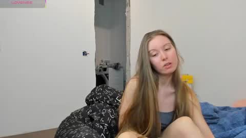 Kira online show from 04.13.26