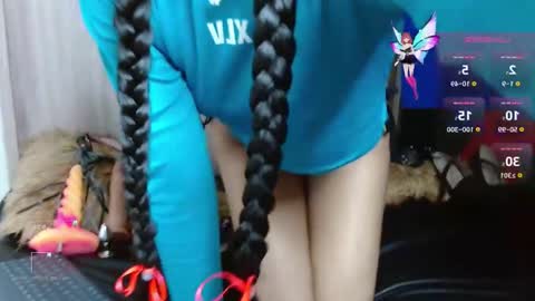 Arianna   online show from 11.22.25