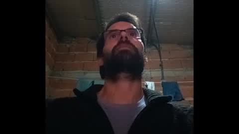 Snapshot of banana_argen_15 chatting on 05.19.26 Ezequiel online show from 05.19.26