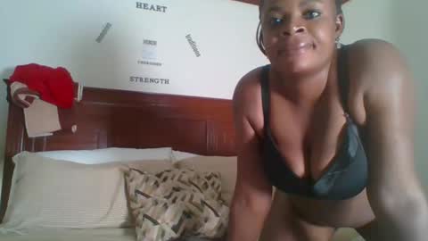 banana_charly online show from 11.11.25