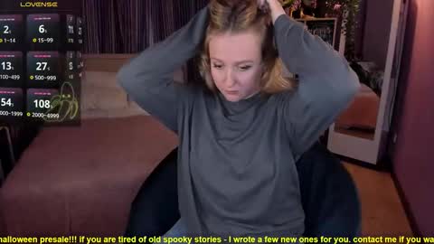 Snapshot of bananarum chatting on 10.08.25 Allie online show from 10.08.25