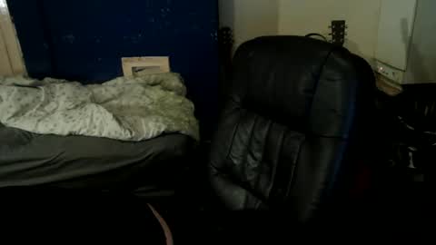 bangintoleather online show from 04.20.26