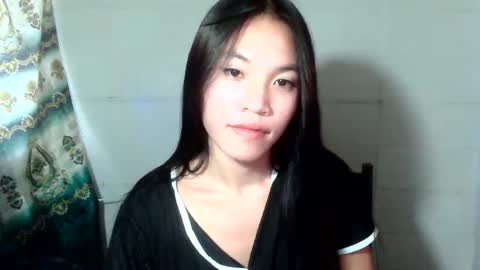 Snapshot of baninay810654 chatting on 04.26.26 baninay810654 online show from 04.26.26