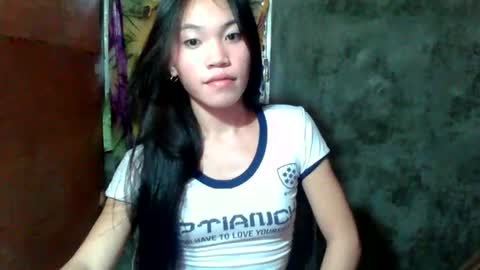 Snapshot of baninay810654 chatting on 06.29.26 baninay810654 online show from 06.29.26