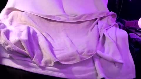 Snapshot of banjoey48 chatting on 09.29.25 BANJOEY online show from 09.29.25