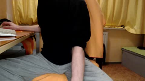       online show from 01.04.25