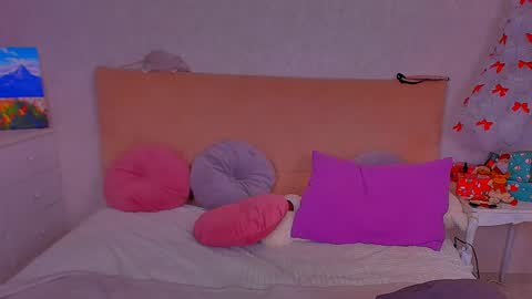 Barbie Kim online show from 01.04.25