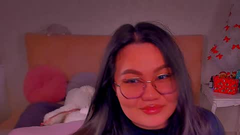 Barbie Kim online show from 01.24.25