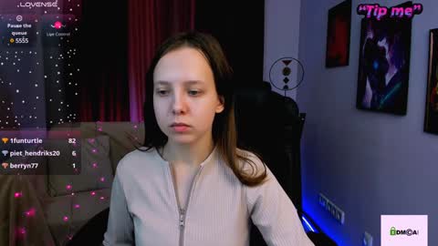 Snapshot of barbara_meow_ chatting on 12.14.24 Barbara online show from 12.14.24