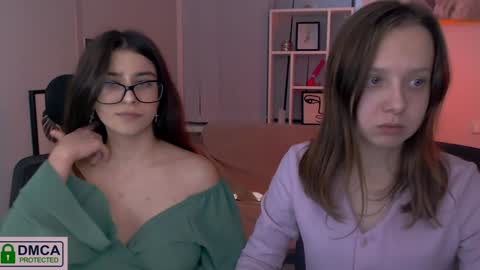 Snapshot of barbara_meow_ chatting on 12.25.24 Barbara online show from 12.25.24