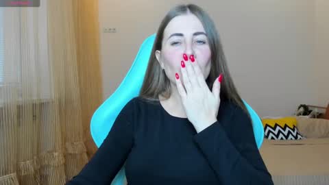 Snapshot of barbarakiss2 chatting on 01.17.25 Barbara online show from 01.17.25