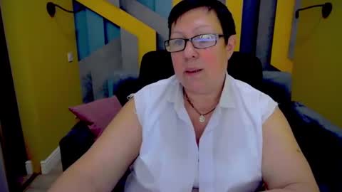 Snapshot of barbaraturners chatting on 12.03.24 barbaraturners online show from 12.03.24