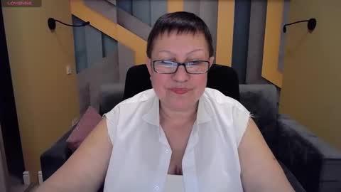 Snapshot of barbaraturners chatting on 12.22.24 barbaraturners online show from 12.22.24