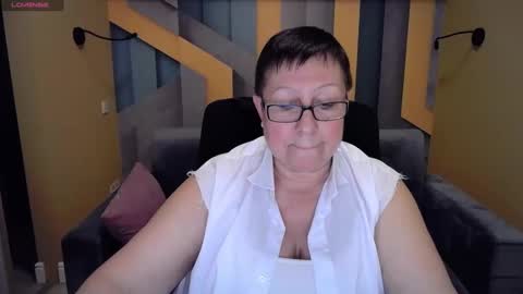 Snapshot of barbaraturners chatting on 12.22.24 barbaraturners online show from 12.22.24