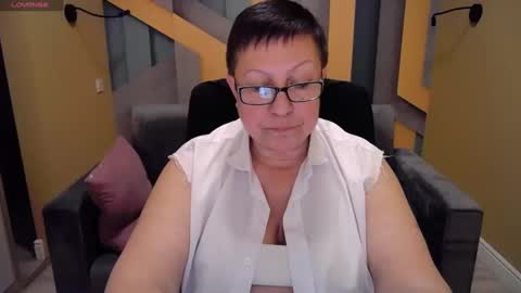 Snapshot of barbaraturners chatting on 12.24.24 barbaraturners online show from 12.24.24