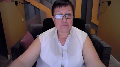 Snapshot of barbaraturners chatting on 12.24.24 barbaraturners online show from 12.24.24