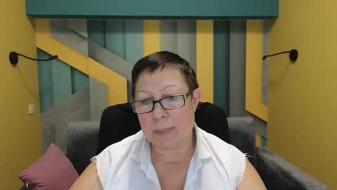 Snapshot of barbaraturners chatting on 01.07.25 barbaraturners online show from 01.07.25