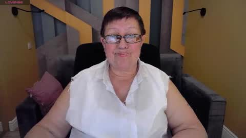 Snapshot of barbaraturners chatting on 01.13.25 barbaraturners online show from 01.13.25