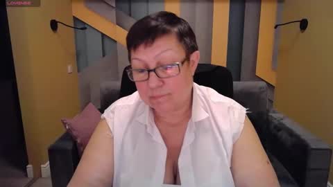 Snapshot of barbaraturners chatting on 01.17.25 barbaraturners online show from 01.17.25