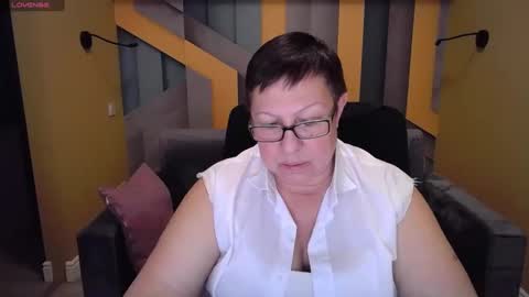 Snapshot of barbaraturners chatting on 01.18.25 barbaraturners online show from 01.18.25