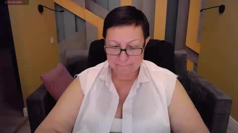 Snapshot of barbaraturners chatting on 01.25.25 barbaraturners online show from 01.25.25