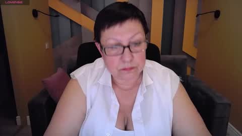 Snapshot of barbaraturners chatting on 01.26.25 barbaraturners online show from 01.26.25