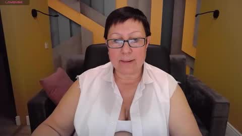Snapshot of barbaraturners chatting on 01.27.25 barbaraturners online show from 01.27.25