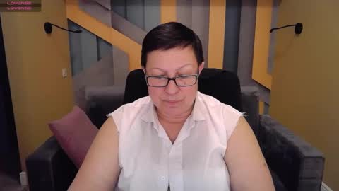 Snapshot of barbaraturners chatting on 01.29.25 barbaraturners online show from 01.29.25