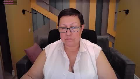 Snapshot of barbaraturners chatting on 01.30.25 barbaraturners online show from 01.30.25